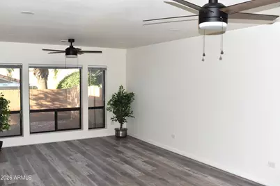 1019 E Desert Cove Avenue, Phoenix, AZ 85020 - Photo 23