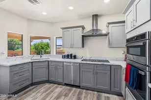 1019 E Desert Cove Ave, Phoenix, AZ 85020 - Photo 9