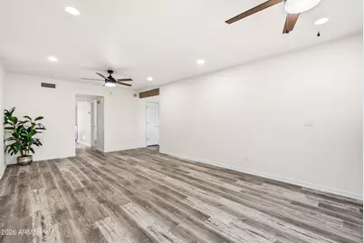 1019 E Desert Cove Avenue, Phoenix, AZ 85020 - Photo 37