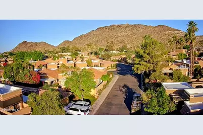 1019 E Desert Cove Avenue, Phoenix, AZ 85020 - Photo 25