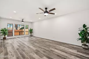 1019 E Desert Cove Ave, Phoenix, AZ 85020 - Photo 13
