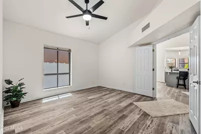 1019 E Desert Cove Avenue, Phoenix, AZ 85020 - Photo 39