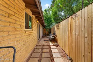 4203 N 36th St, Phoenix, AZ 85018 - Photo 19