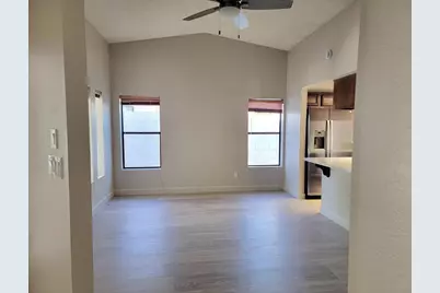 519 W Kings Avenue, Phoenix, AZ 85023 - Photo 9