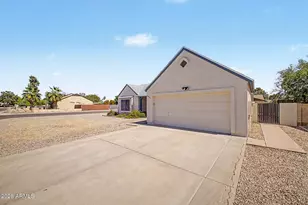 1453 E Todd Dr, Tempe, AZ 85283 - Photo 3