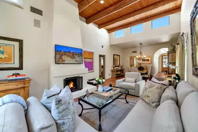 3302 E Campbell Avenue #2, Phoenix, AZ 85018 - Photo 11