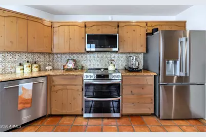 3302 E Campbell Avenue #2, Phoenix, AZ 85018 - Photo 15