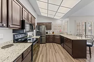 14626 W Ravenswood Dr, Sun City West, AZ 85375 - Photo 15