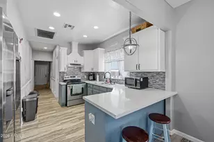 1341 E Brill St, Phoenix, AZ 85006 - Photo 9