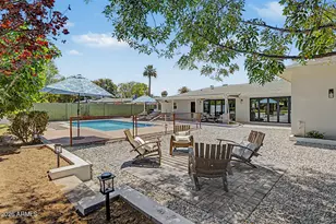 302 E Harmont Dr, Phoenix, AZ 85020 - Photo 59