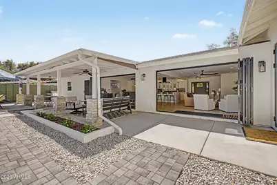 302 E Harmont Drive, Phoenix, AZ 85020 - Photo 43