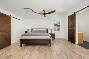 302 E Harmont Dr, Phoenix, AZ 85020 - Photo 23