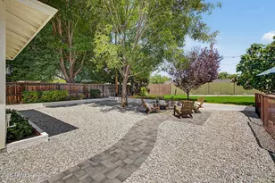 302 E Harmont Dr, Phoenix, AZ 85020 - Photo 57