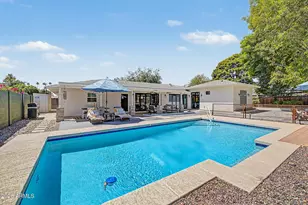 302 E Harmont Dr, Phoenix, AZ 85020 - Photo 55