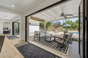 302 E Harmont Dr, Phoenix, AZ 85020 - Photo 45
