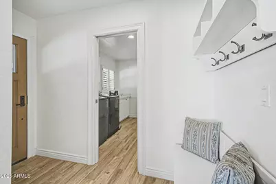 302 E Harmont Drive, Phoenix, AZ 85020 - Photo 41