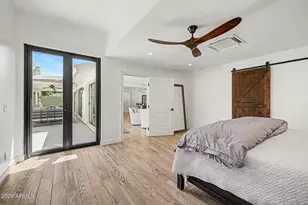 302 E Harmont Dr, Phoenix, AZ 85020 - Photo 25