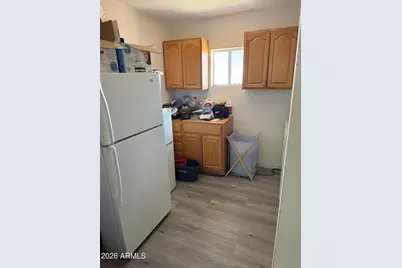 3727 W Banff Lane, Phoenix, AZ 85053 - Photo 17