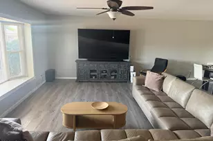 3727 W Banff Ln., Phoenix, AZ 85053 - Photo 3