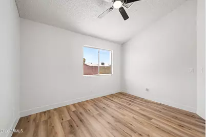 4544 N 79th Avenue, Phoenix, AZ 85033 - Photo 15