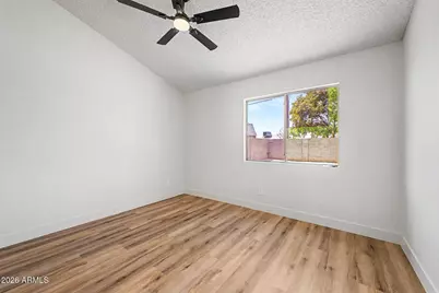 4544 N 79th Avenue, Phoenix, AZ 85033 - Photo 13