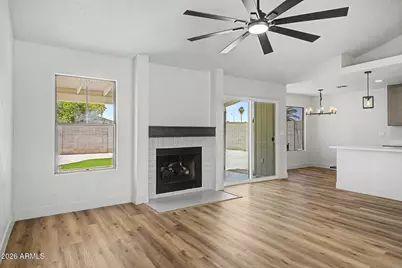 4544 N 79th Avenue, Phoenix, AZ 85033 - Photo 5