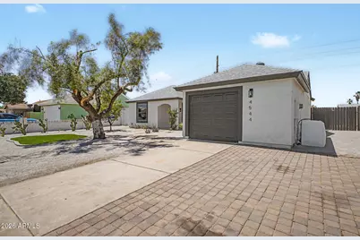 4544 N 79th Avenue, Phoenix, AZ 85033 - Photo 3