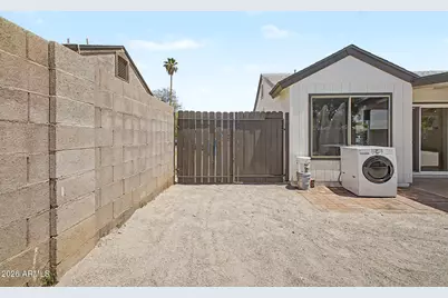 4544 N 79th Avenue, Phoenix, AZ 85033 - Photo 21