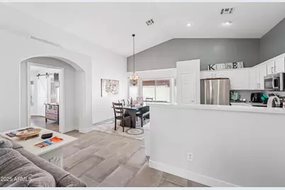 3228 E Sandy Way, Gilbert, AZ 85297 - Photo 17