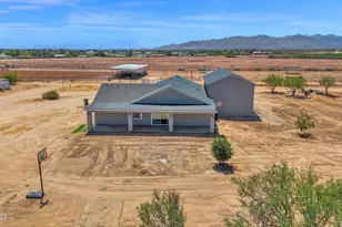 21028 N Denver Hill Dr, Wittmann, AZ 85361 - Photo 9