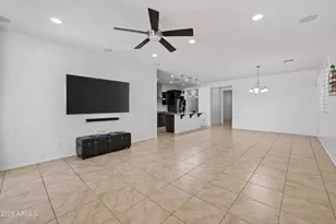 1070 E Oriole Dr, Gilbert, AZ 85297 - Photo 9