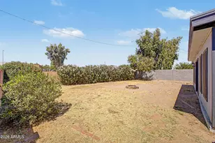 4224 W North Ln, Phoenix, AZ 85051 - Photo 25
