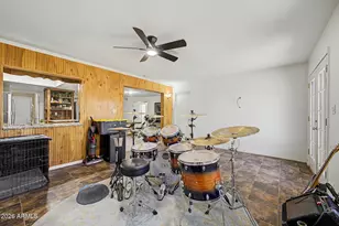 4224 W North Ln, Phoenix, AZ 85051 - Photo 23