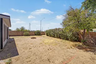 4224 W North Ln, Phoenix, AZ 85051 - Photo 29