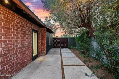 358 E Whitton Avenue, Phoenix, AZ 85012 - Photo 41