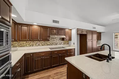 21805 N 61st Avenue, Glendale, AZ 85310 - Photo 9