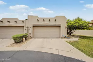 11434 N 40th Ct, Phoenix, AZ 85028 - Photo 1