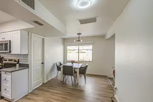 2048 W Joan De Arc Ave, Phoenix, AZ 85029 - Photo 11