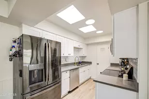 2048 W Joan De Arc Ave, Phoenix, AZ 85029 - Photo 15