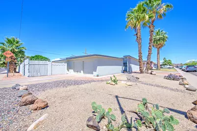2048 W Joan De Arc Avenue, Phoenix, AZ 85029 - Photo 5