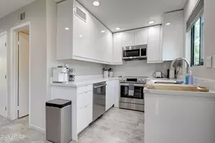 4610 N 68th St, Scottsdale, AZ 85251 - Photo 11
