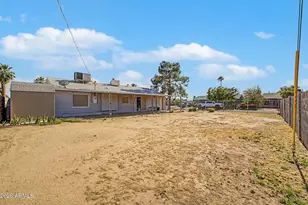 7812 W Clarendon Ave, Phoenix, AZ 85033 - Photo 33