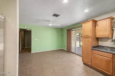 7812 W Clarendon Avenue, Phoenix, AZ 85033 - Photo 15