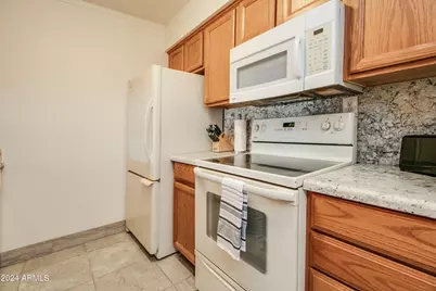7625 E Camelback Road #252B, Scottsdale, AZ 85251 - Photo 9