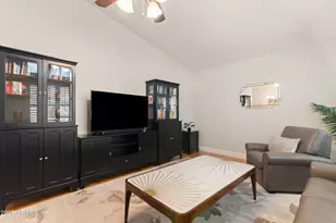 9022 S Ash Ave, Tempe, AZ 85284 - Photo 13