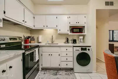 3511 E Montecito Avenue #Apt 3, Phoenix, AZ 85018 - Photo 15