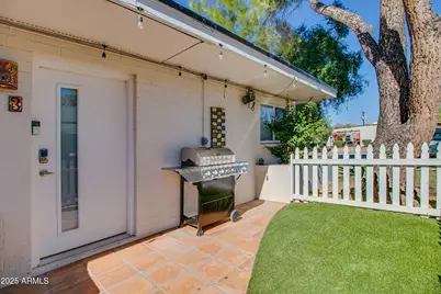 3511 E Montecito Avenue #Apt 3, Phoenix, AZ 85018 - Photo 5