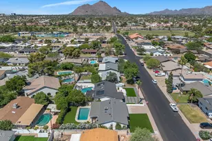 8225 E Jackrabbit Rd, Scottsdale, AZ 85250 - Photo 9