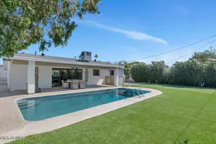 8225 E Jackrabbit Rd, Scottsdale, AZ 85250 - Photo 17