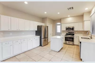 9243 W Salter Drive, Peoria, AZ 85382 - Photo 15